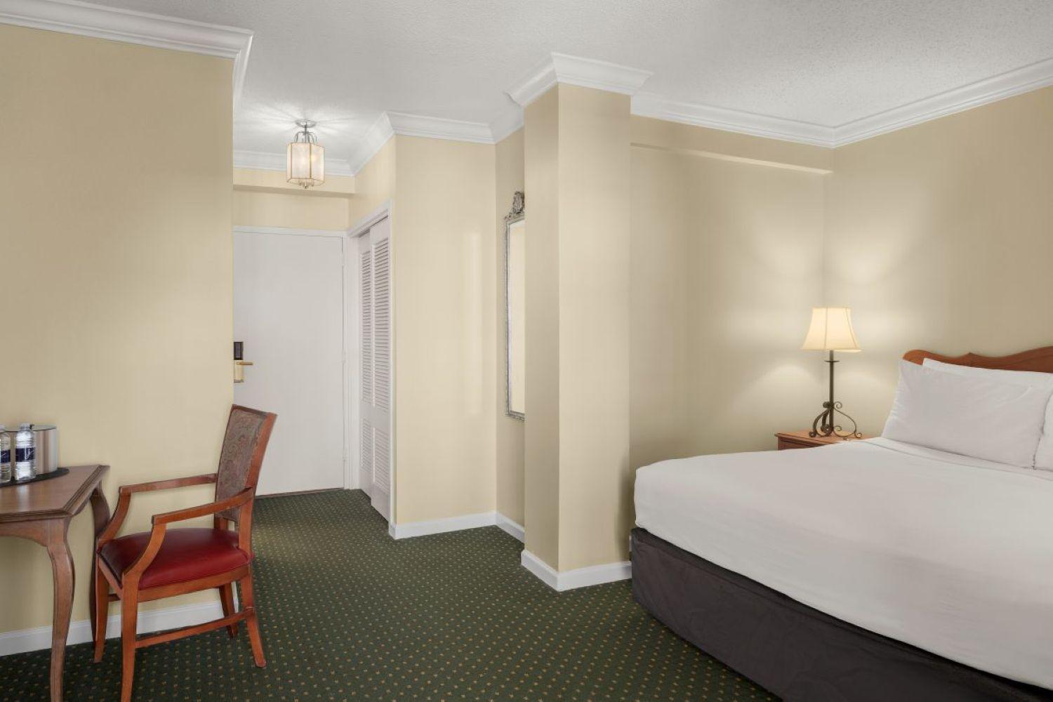 Maison Dupuy Hotel New Orleans Exterior photo