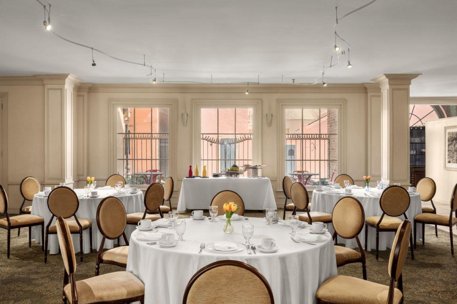 Maison Dupuy Hotel New Orleans Exterior photo