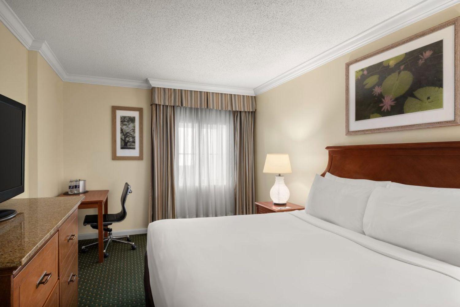 Maison Dupuy Hotel New Orleans Exterior photo